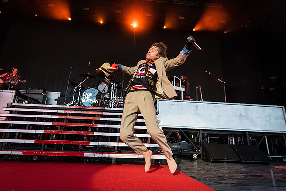 Cage the Elephant  2019