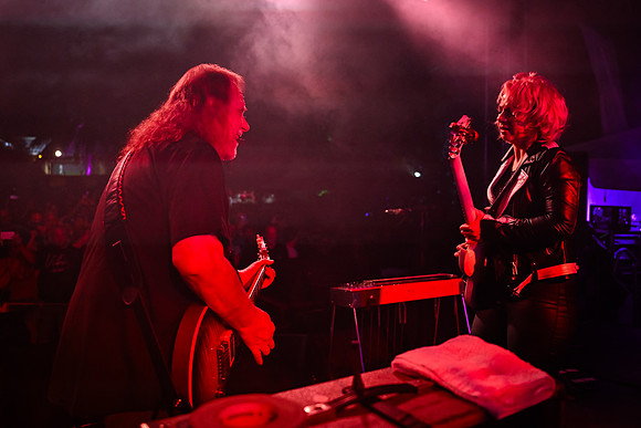 Gov't Mule wsg Samantha Fish in Jamaica